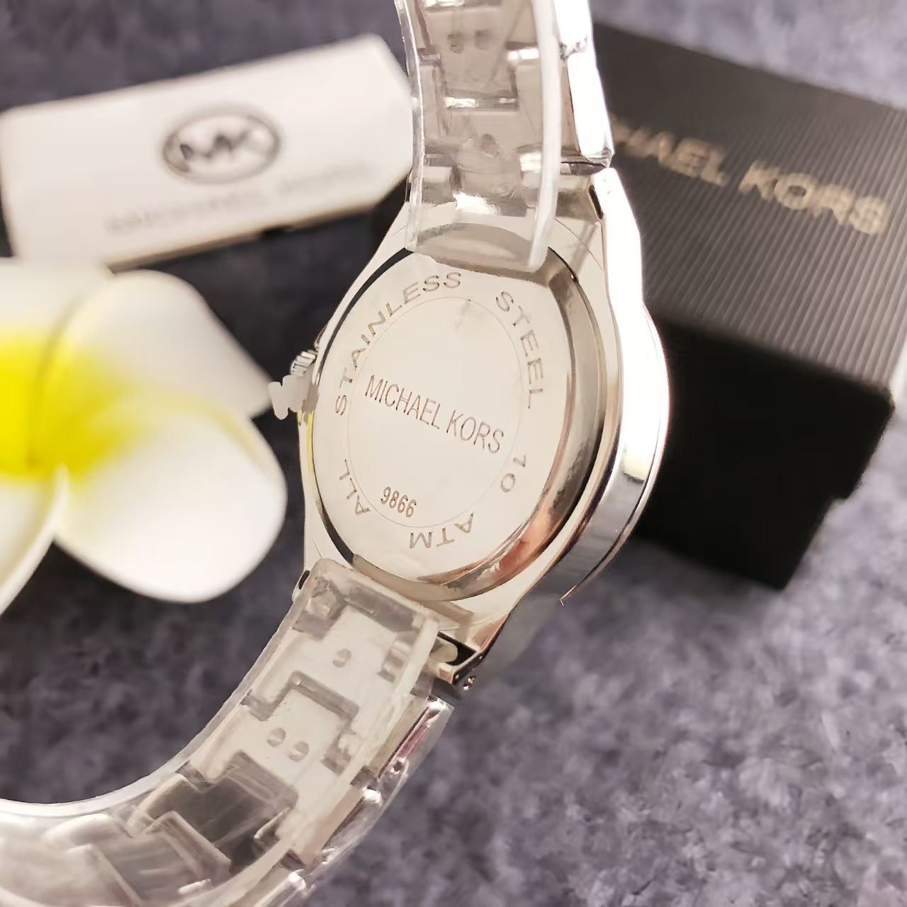 Jam Tangan Wanita Mewah Michae - Luxury Watch Photography ulasan dan harga