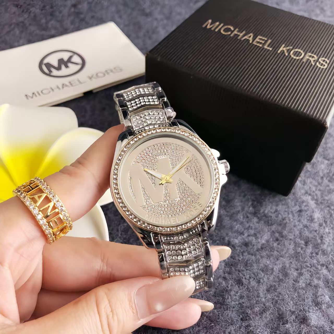Dompet jam tangan wanita Micha - Luxury Watch Photography ulasan dan harga